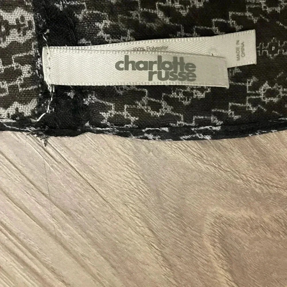 Charlotte Russe black and white 100% polyester scarf OS
